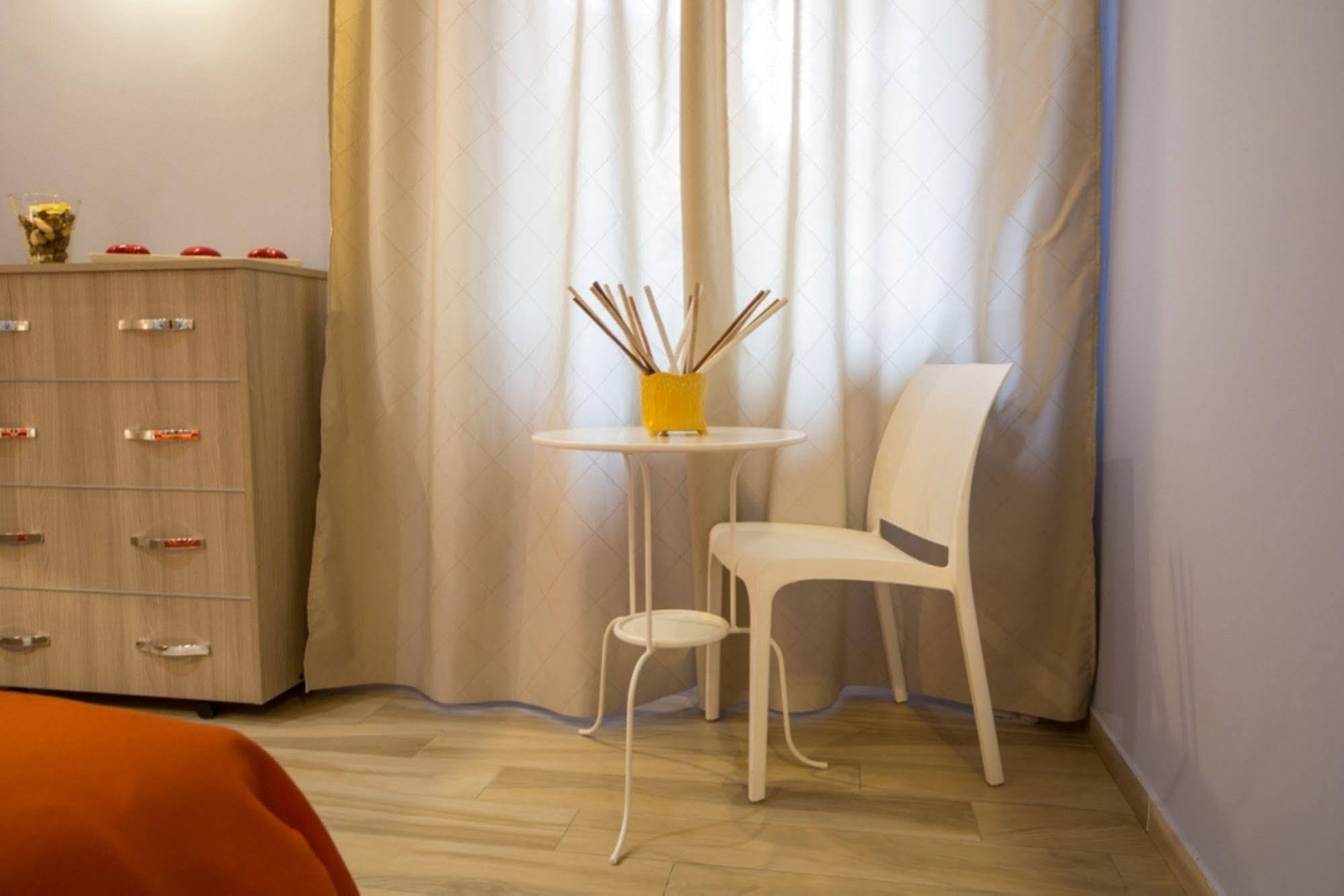 Mikale Rooms Rom Eksteriør billede